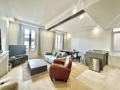 Coin salon dans l'établissement Jaurès Home by Welcome to Cannes