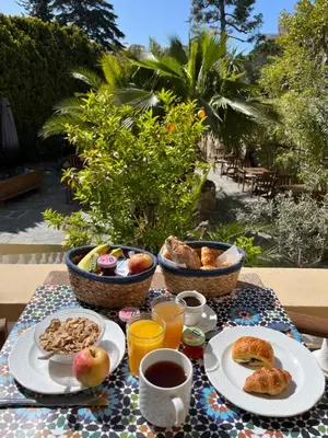 Nourriture dans l'hôtel ou à proximité