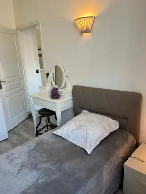 Un ou plusieurs lits dans un hébergement de l'établissement keep in touch 2 CHAMBRES AVEC TERRASSE ET GARAGE
