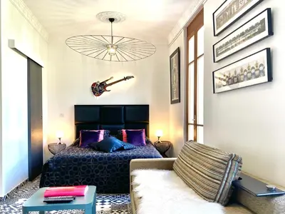 Télévision ou salle de divertissement dans l'établissement #StudioCosy @ Center Cannes