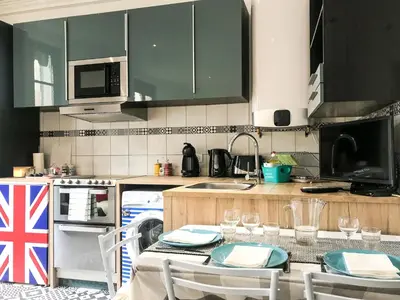 Cuisine ou kitchenette dans l'établissement #StudioCosy @ Center Cannes