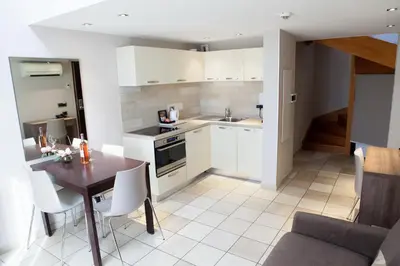 Cuisine ou kitchenette dans l'établissement Résidence Villa d'Elsa