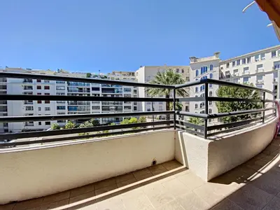 Balcon ou terrasse dans l'établissement Palais Rouaze 2P SOM2151
