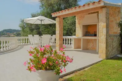 Jardin de l'établissement Villa La Terre Des Lauriers