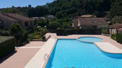 Piscine de l'établissement Résidence Cap Azur Appartement 215 ou située à proximité