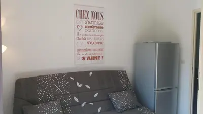 Coin salon dans l'établissement Résidence Cap Azur Appartement 228