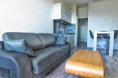 Coin salon dans l'établissement Apartment hotel Luxe vue mer à 100 mètres des plages étage 8
