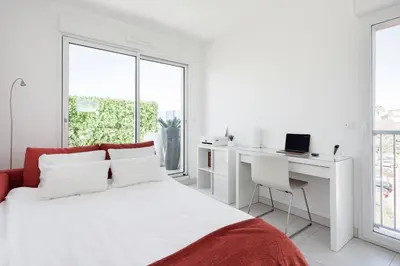 Un ou plusieurs lits dans un hébergement de l'établissement Antibes Juan
