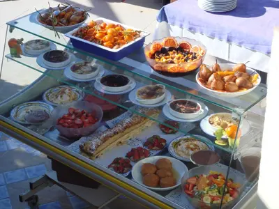 Nourriture dans la villa ou à proximité