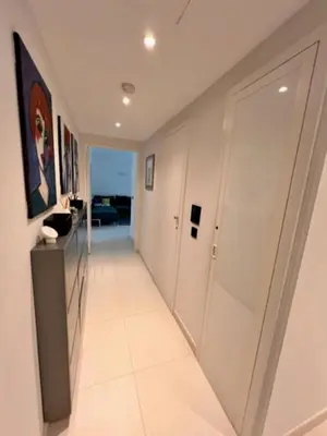 Télévision ou salle de divertissement dans l'établissement Arthur Properties - Montfleury