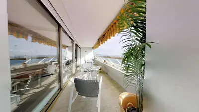 Coin salon dans l'établissement Marina Riviera Sea View and Beach