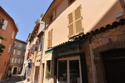 Quartier de l'appartement ou autre quartier proche