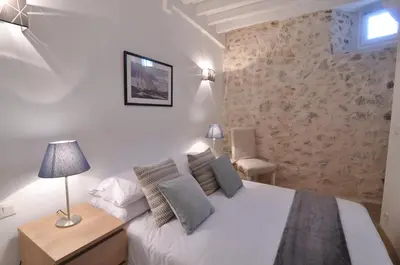 Un ou plusieurs lits dans un hébergement de l'établissement Beautiful one-bedroom apartment - Picasso 2 - StayInAntibes