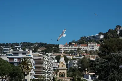 Vue générale sur Cannes ou vue de la ville depuis l'appartement
