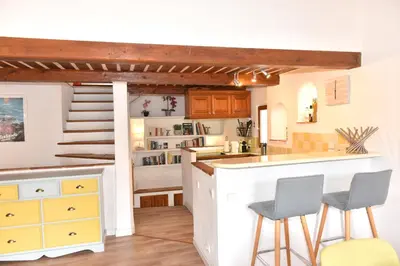 Cuisine ou kitchenette dans l'établissement SADE - central, charming, for 6