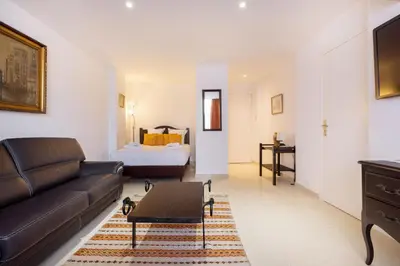 Coin salon dans l'établissement Agence des Résidences - Appartements privés du 45 CROISETTE - Standard