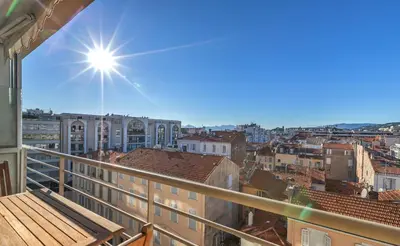 Balcon ou terrasse dans l'établissement Agence des Résidences - Appartements privés du 45 CROISETTE - Standard