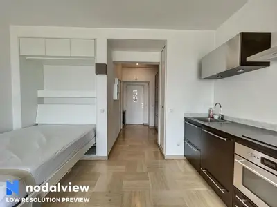 Cuisine ou kitchenette dans l'établissement Perle D'Azur - Marina Baie des Anges