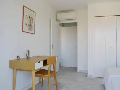Plan de l'établissement Charmant T2 à Antibes avec balcon, proche plage - FR-1-252-129