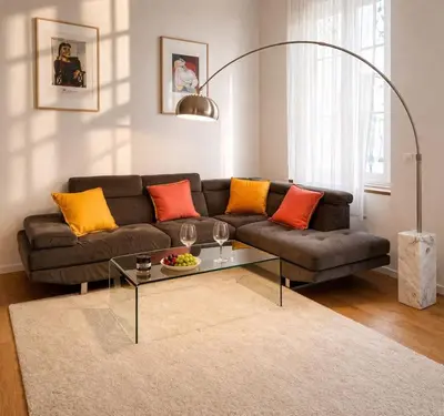 Coin salon dans l'établissement Old Town Antibes Apartment with AC 320m from Beach