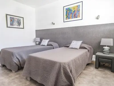 Un ou plusieurs lits dans un hébergement de l'établissement Lovely One bedroom Martinez Cannes