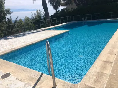 Piscine de l'établissement Magnifique Appartement Vue Mer ou située à proximité