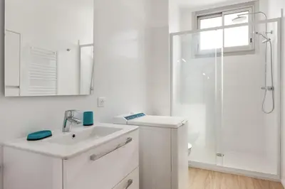 Salle de bains dans l'établissement Appartement Ilette - Welkeys