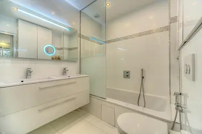 Salle de bains dans l'établissement Appartement l'Age d'Or