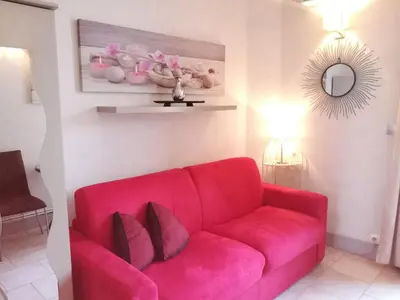Coin salon dans l'établissement Studio Cannes Croisette