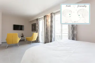 Télévision ou salle de divertissement dans l'établissement Carlton area: New 2 beds / 2 baths