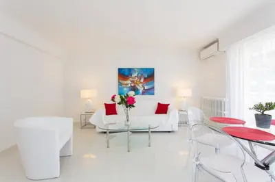 Coin salon dans l'établissement MARRIOTT/ CROISETTE - LUXE 1 BED