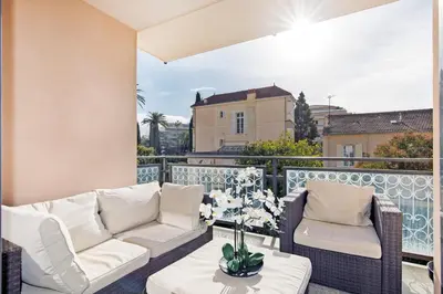 Coin salon dans l'établissement 3 bedrooms: 200m from Croisette