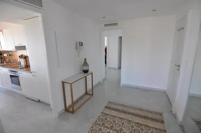 Cuisine ou kitchenette dans l'établissement Stunning 2-bedroom apartment & panoramic sea view -StayInAntibes- 54 Soleau