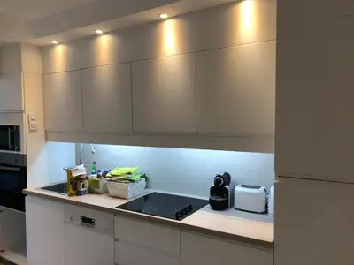 Cuisine ou kitchenette dans l'établissement Luxe apartment center 6pers 300m2 privare garden