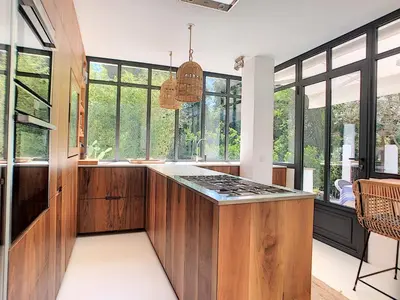 Cuisine ou kitchenette dans l'établissement Villa Riviera