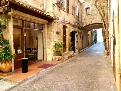 Quartier de l'appartement ou autre quartier proche
