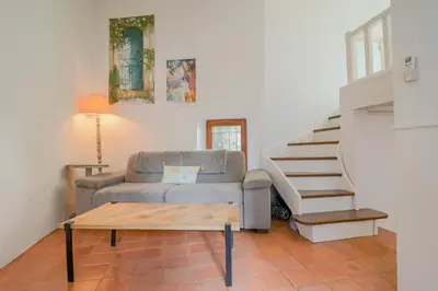 Coin salon dans l'établissement Duplex au coeur du vieil Antibes