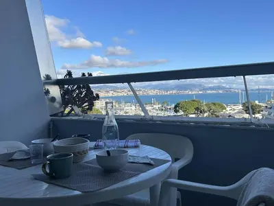 Balcon ou terrasse dans l'établissement Studio à Villeneuve-Loubet Plage avec Parking Privé, 2/4 Couchages - FR-1-252A-6