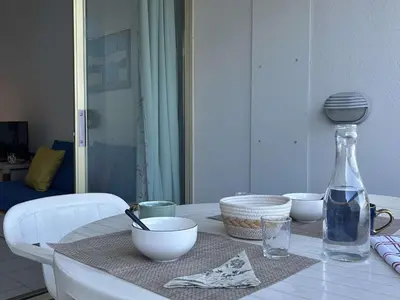 Plan de l'établissement Studio à Villeneuve-Loubet Plage avec Parking Privé, 2/4 Couchages - FR-1-252A-6