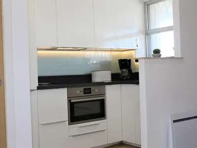 Cuisine ou kitchenette dans l'établissement Moderne Appt 2P, Terrasse, Parking, Villeneuve-Loubet Plage - FR-1-252A-7