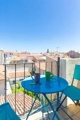Balcon ou terrasse dans l'établissement Chez Dominique - Studio 2-4pers centre Antibes Fourmilliere 3ème