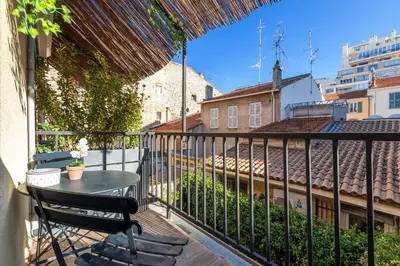 Balcon ou terrasse dans l'établissement Agences des Résidences - Rue Commandant André
