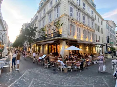 Plan de l'établissement Prime Location Hyper Center Ideal for Couples & Families - Walk Everywhere -By Totolulucannes