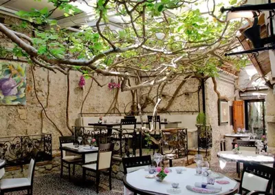 Restaurant ou autre lieu de restauration dans l'établissement MAGNIFIQUE 3 P AVEC BALCON VUE PROXIMITE PLAGE