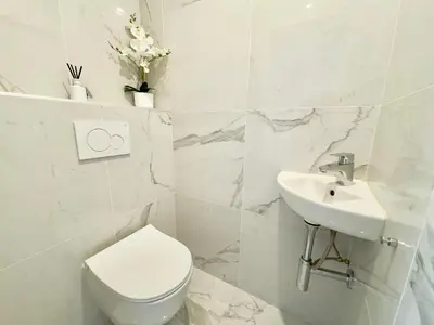 Salle de bains dans l'établissement Luxueux 3 pièces de 80m2 -2 chambres, 2 salles de bain- A 1mn de la Croisette et des plages