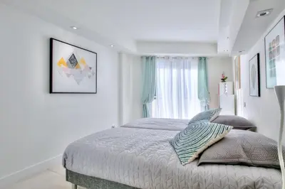 Un ou plusieurs lits dans un hébergement de l'établissement REF 1147 - Cannes Center - Apartment for rent