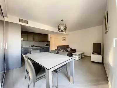 Cuisine ou kitchenette dans l'établissement Montfleurie TEI142 3P