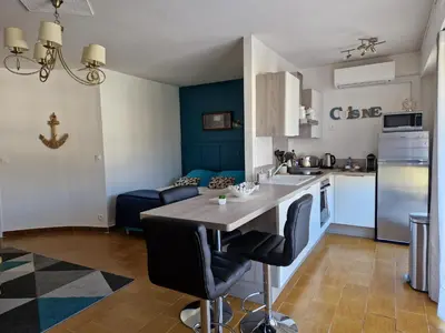 Cuisine ou kitchenette dans l'établissement Appart l'Estivaliere