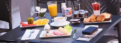 Nourriture dans l'hôtel ou à proximité