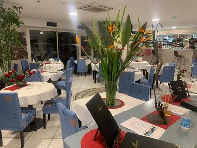 Restaurant ou autre lieu de restauration dans l'établissement Hôtel Restaurant de la Mer
